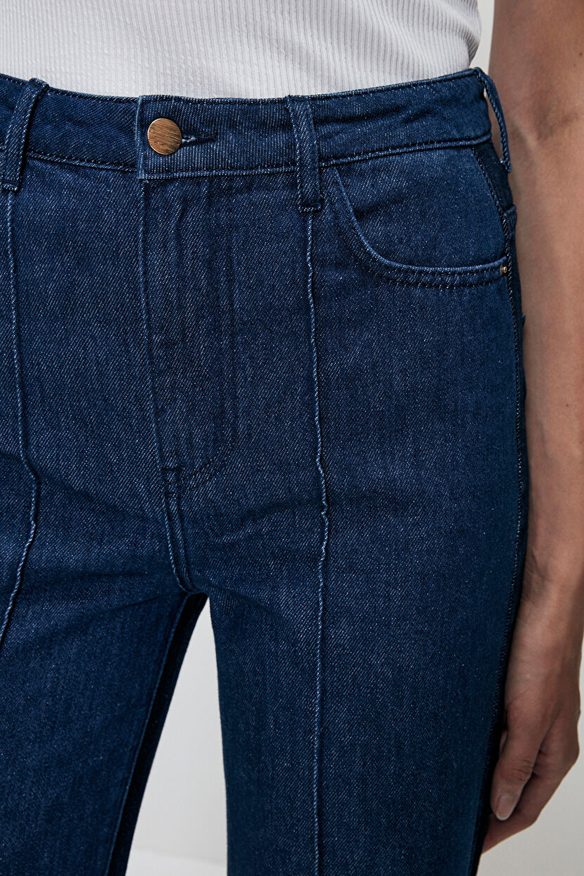Navy Blue Flare Jean Pants 153L8830000-018 | Love My Body